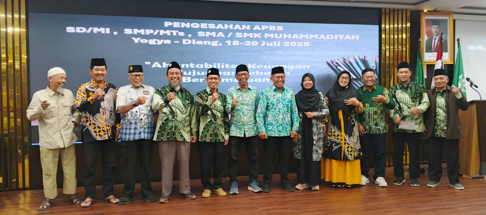 SD Muhammadiyah 13 Surabaya Raih Predikat 